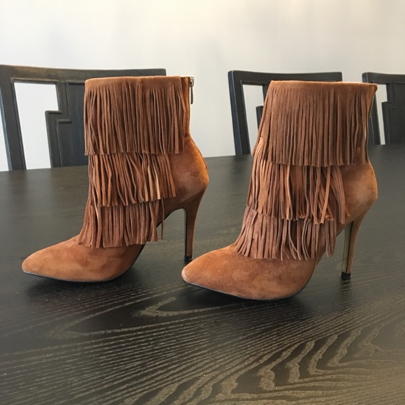 Kristin Cavallari Charm Fringe Booties Sz 7.5 - Picture 6 of 6